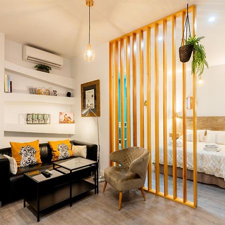 Estudio En Pleno Centro De Sevilla By Msholidays Luaran gambar