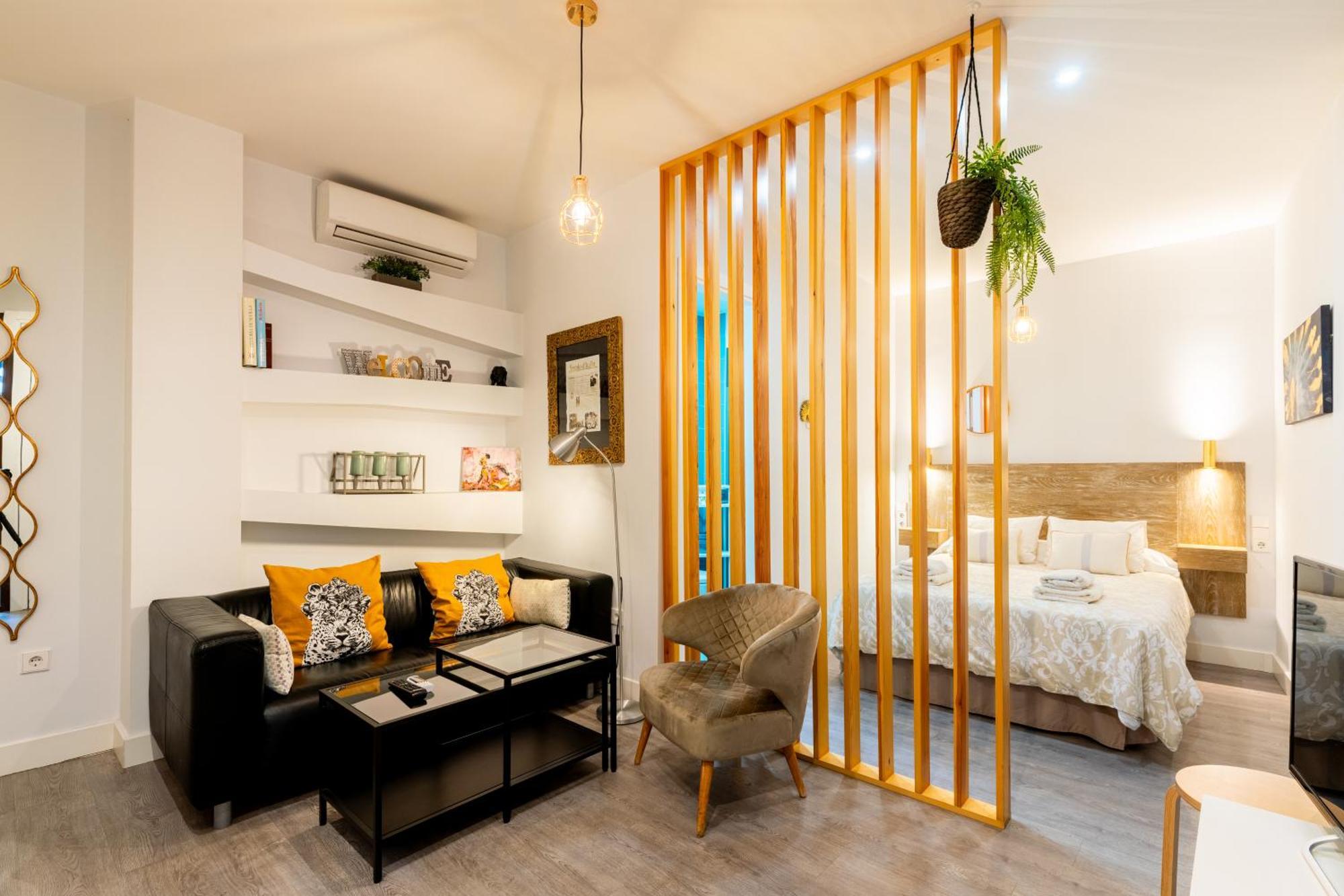 Estudio En Pleno Centro De Sevilla By Msholidays Luaran gambar